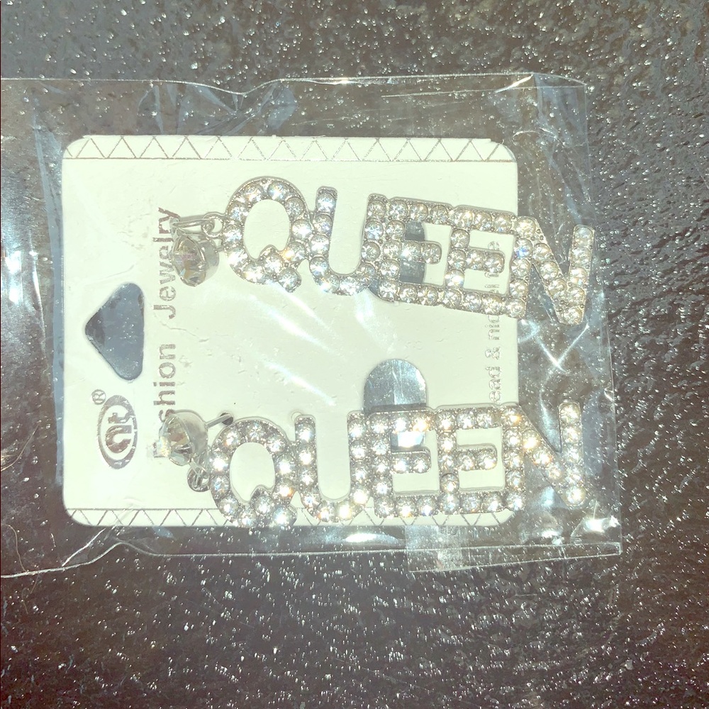Silver Queen Rhinestone Earrings